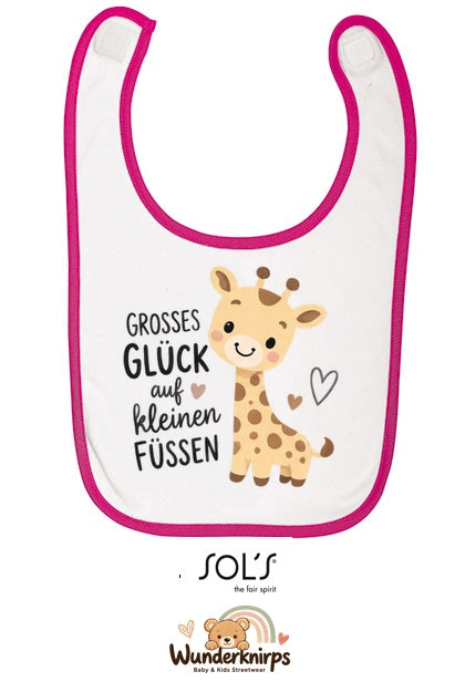Baby-Lätzchen SOL’S Babib in Weiß / Fuchsia mit Motiv Großes Glück – Giraffe