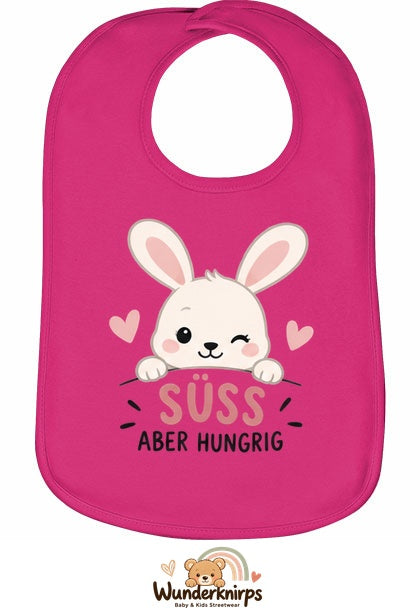 Baby-Lätzchen Olli-01 in Pink mit Motiv Süß, aber hungrig – Hase