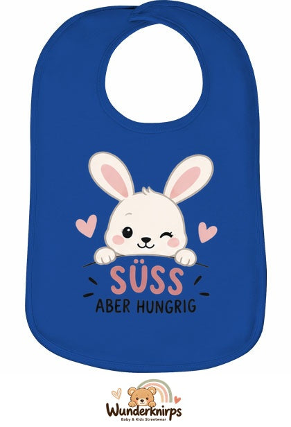 Baby-Lätzchen Olli-01 in Royalblau mit Motiv Süß, aber hungrig – Hase