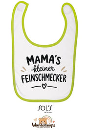 Baby-Lätzchen SOL’S Babib in Weiß / Apfelgrün mit Motiv Mamas kleiner Feinschmecker