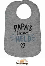 Baby-Lätzchen Olli-01 in Grau meliert mit Motiv Papas kleiner Held