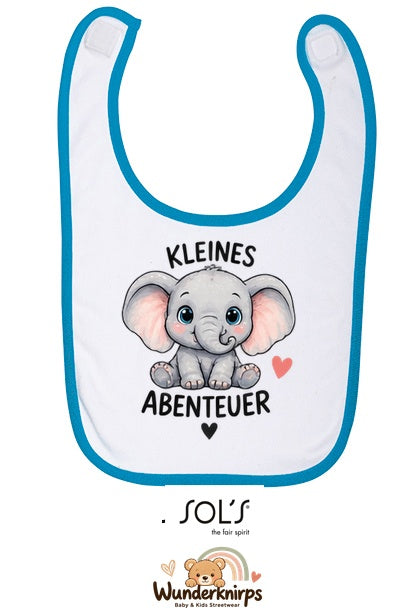 Baby-Lätzchen SOL’S Babib in Weiß / Aqua mit Motiv Kleines Abenteuer – Elefant