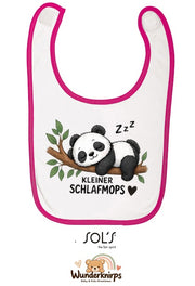 Baby-Lätzchen SOL’S Babib in Weiß / Fuchsia mit Motiv Kleiner Schlafmops – Panda