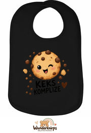 Baby-Lätzchen Olli-01 in Schwarz mit Motiv Keks-Komplize