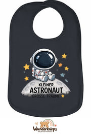 Baby-Lätzchen Olli-01 in Anthrazit mit Motiv Kleiner Astronaut