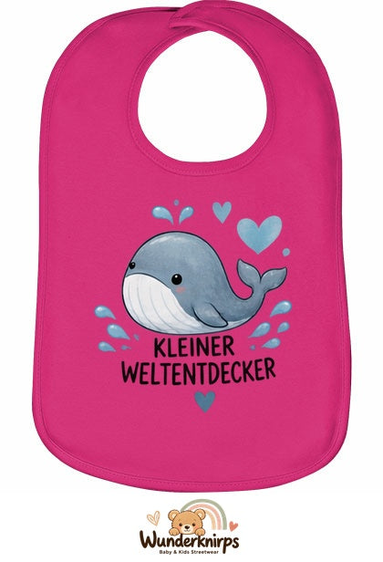 Baby-Lätzchen Olli-01 in Pink mit Motiv Kleiner Weltentdecker – Wal