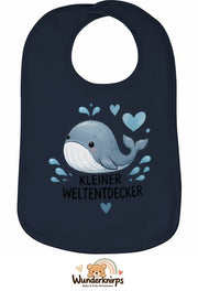 Baby-Lätzchen Olli-01 in Marineblau mit Motiv Kleiner Weltentdecker – Wal
