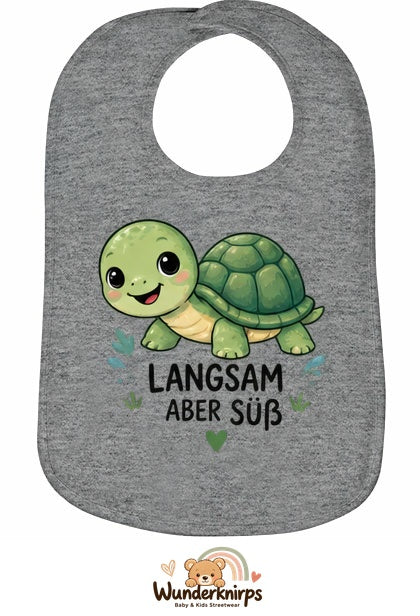 Baby-Lätzchen Olli-01 in Grau meliert mit Motiv Langsam, aber süß – Schildkröte