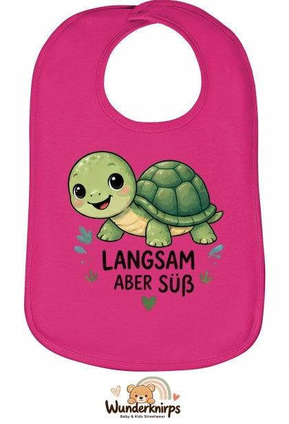 Baby-Lätzchen Olli-01 in Pink mit Motiv Langsam, aber süß – Schildkröte