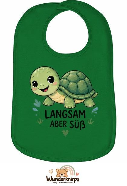 Baby-Lätzchen Olli-01 in Grün mit Motiv Langsam, aber süß – Schildkröte