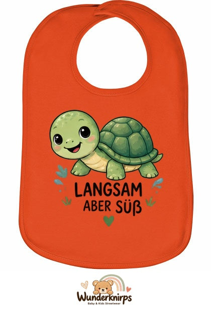 Baby-Lätzchen Olli-01 in Orange mit Motiv Langsam, aber süß – Schildkröte