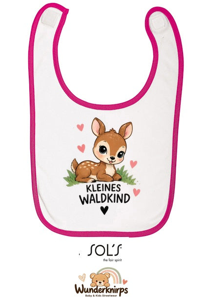 Baby-Lätzchen SOL’S Babib in Weiß / Fuchsia mit Motiv Kleines Waldkind – Reh