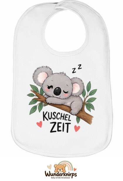 Baby-Lätzchen Olli-01 in Weiß mit Motiv Kuschelzeit – Koala