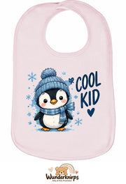 Baby-Lätzchen Olli-01 in Pastellrosa mit Motiv Cool Kid – Pinguin
