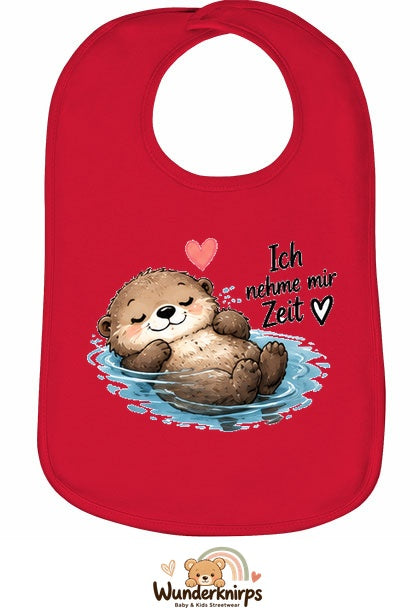 Baby-Lätzchen Olli-01 in Rot mit Motiv Ich nehme mir Zeit – Otter