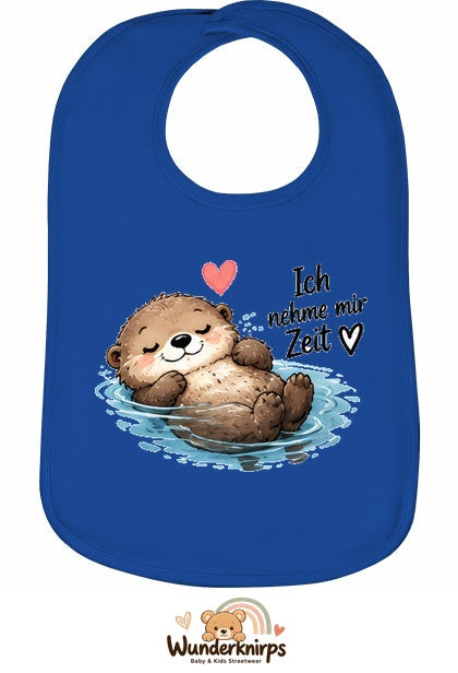 Baby-Lätzchen Olli-01 in Royalblau mit Motiv Ich nehme mir Zeit – Otter