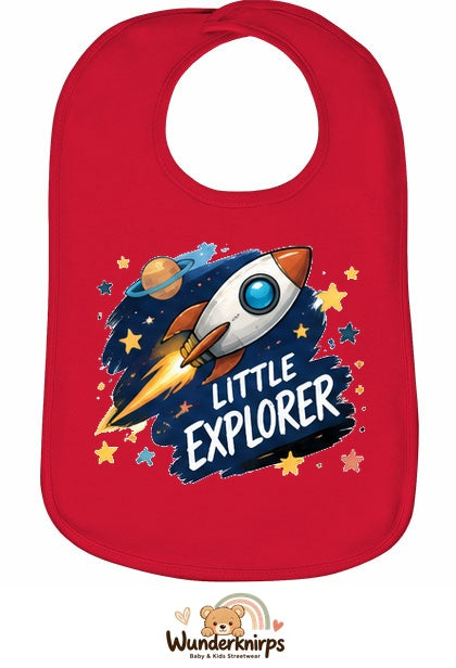 Baby-Lätzchen Olli-01 in Rot mit Motiv Little Explorer – Rakete