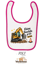 Baby-Lätzchen SOL’S Babib in Weiß / Fuchsia mit Motiv Kleine Baustelle, große Pläne