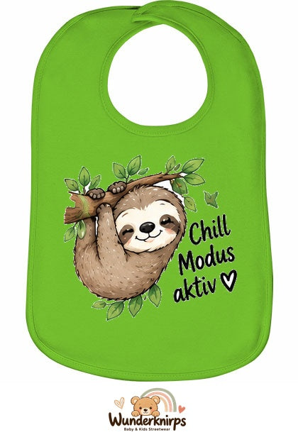 Baby-Lätzchen Olli-01 in Apfelgrün mit Motiv Chill-Modus aktiv – Faultier