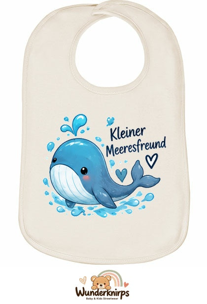 Baby-Lätzchen Olli-01 in Natur mit Motiv Kleiner Meeresfreund – Wal