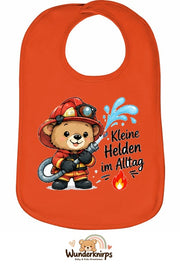 Baby-Lätzchen Olli-01 in Orange mit Motiv Kleine Helden im Alltag