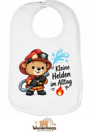 Baby-Lätzchen Olli-01 in Weiß mit Motiv Kleine Helden im Alltag