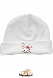 Umschlagmütze Rox-01 in Weiß mit Motiv Hase mit rosa Schleife