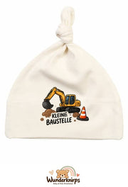 Knotenmütze Babybugz BZ15 in Natur mit Motiv Bagger Kleine Baustelle