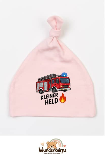 Knotenmütze Babybugz BZ15 in Pastellrosa mit Motiv Feuerwehr Kleiner Held