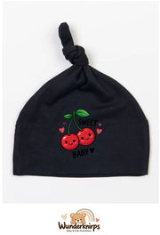 Knotenmütze Babybugz BZ15 in Schwarz mit Motiv Kirschen Sweet Baby
