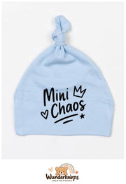 Knotenmütze Babybugz BZ15 in Staubblau mit Motiv Mini Chaos