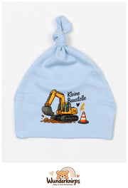 Knotenmütze Babybugz BZ15 in Staubblau mit Motiv Bagger Kleine Baustelle