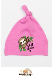 Knotenmütze Babybugz BZ15 in Bubblegum-Pink mit Motiv Faultier Chill-Modus