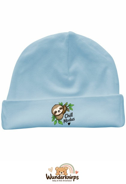 Umschlagmütze Rox-01 in Pastellblau mit Motiv Faultier Chill-Modus