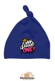 Knotenmütze Babybugz BZ15 in Marineblau mit Motiv Little One