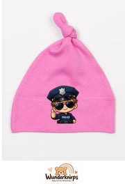 Knotenmütze Babybugz BZ15 in Bubblegum-Pink mit Motiv Kleiner Polizist