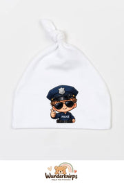 Knotenmütze Babybugz BZ15 in Weiß mit Motiv Kleiner Polizist
