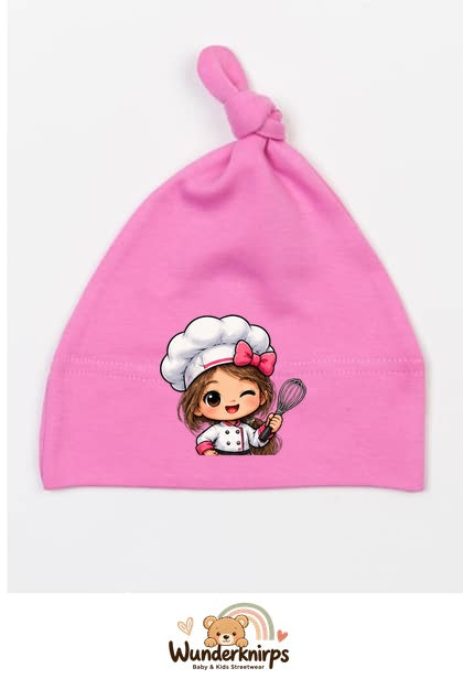 Knotenmütze Babybugz BZ15 in Bubblegum-Pink mit Motiv Köchin mit Schneebesen