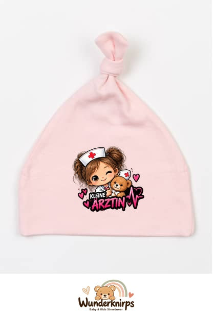 Knotenmütze Babybugz BZ15 in Pastellrosa mit Motiv Kleine Ärztin