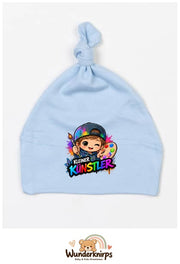 Knotenmütze Babybugz BZ15 in Staubblau mit Motiv Kleiner Künstler