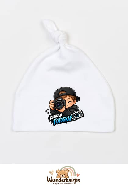 Knotenmütze Babybugz BZ15 in Weiß mit Motiv Kleiner Fotograf