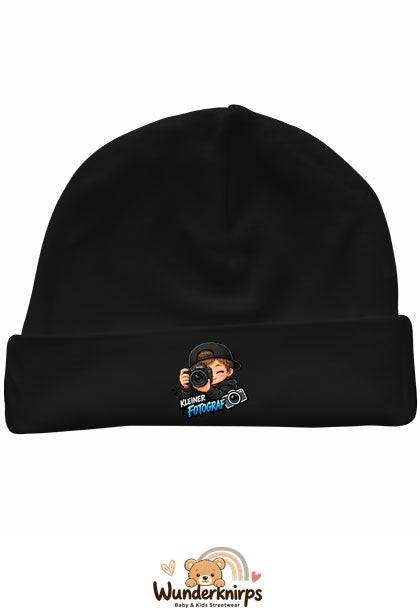 Umschlagmütze Rox-01 in Schwarz mit Motiv Kleiner Fotograf