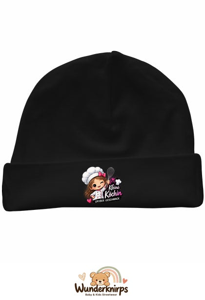 Umschlagmütze Rox-01 in Schwarz mit Motiv Kleine Köchin, großer Geschmack