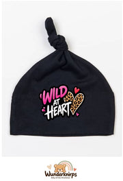 Knotenmütze Babybugz BZ15 in Schwarz mit Motiv Wild at Heart