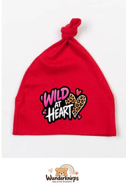 Knotenmütze Babybugz BZ15 in Rot mit Motiv Wild at Heart