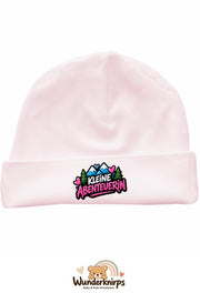 Umschlagmütze Rox-01 in Pastellrosa mit Motiv Kleine Abenteurerin
