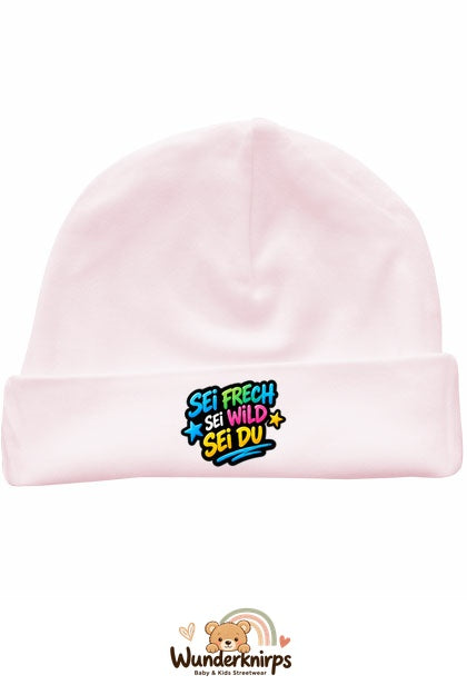 Umschlagmütze Rox-01 in Pastellrosa mit Motiv Sei frech, sei wild, sei du