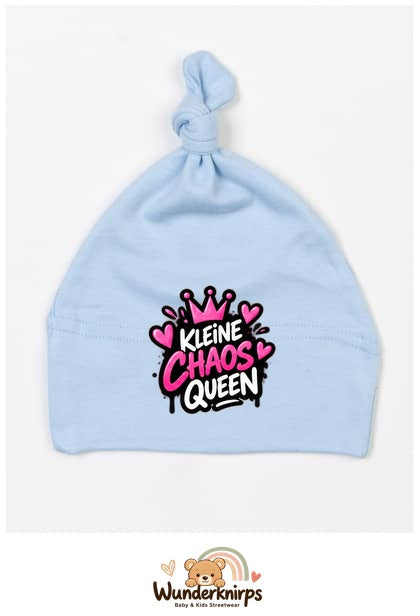 Knotenmütze Babybugz BZ15 in Staubblau mit Motiv Kleine Chaos Queen