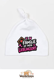 Knotenmütze Babybugz BZ15 in Weiß mit Motiv Familie ist mein Lieblingsort