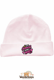 Umschlagmütze Rox-01 in Pastellrosa mit Motiv Kleine Schwester, großes Herz